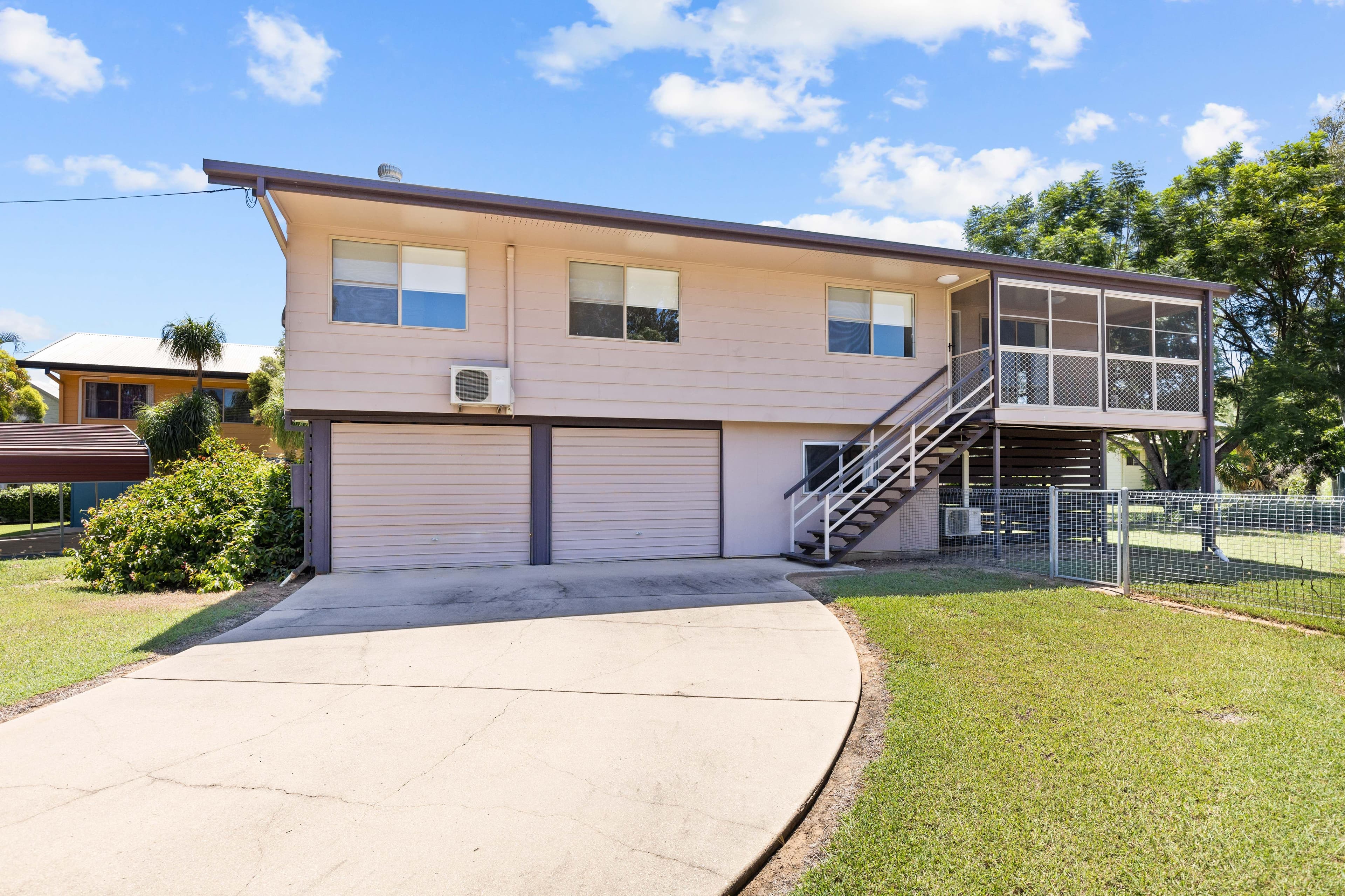 30 Centenary Drive, Emerald QLD 4720, Emerald - Thumbnail 2