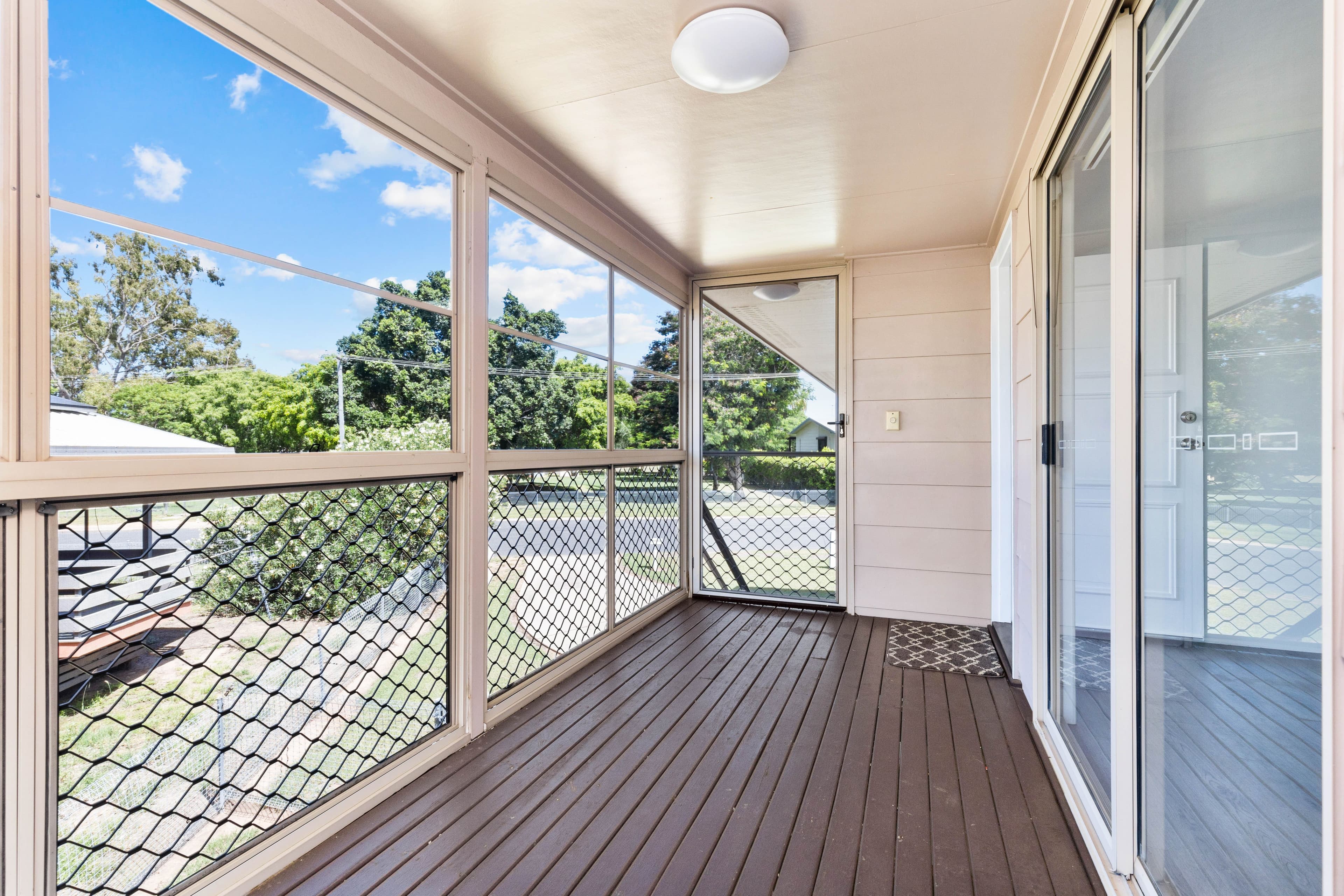 30 Centenary Drive, Emerald QLD 4720, Emerald - Thumbnail 3