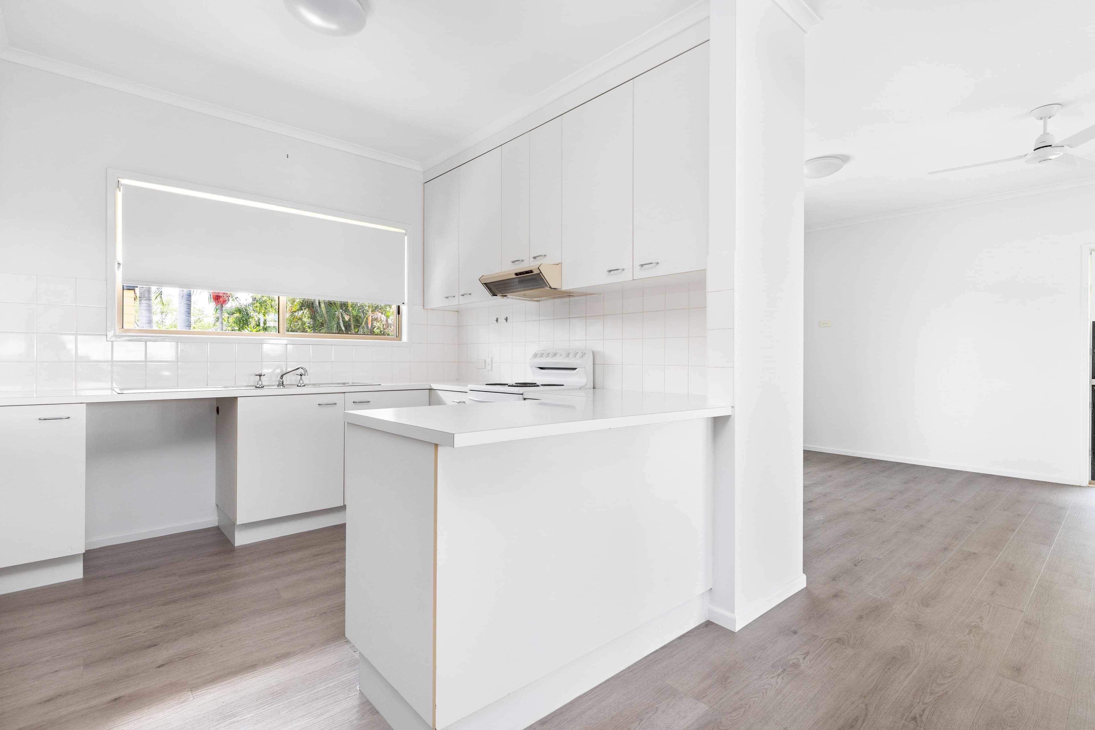30 Centenary Drive, Emerald QLD 4720, Emerald - Thumbnail 8