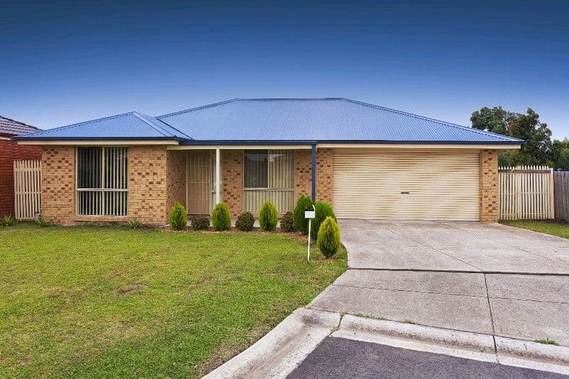3 Larne Close, BERWICK VIC 3806, Berwick - Image 1