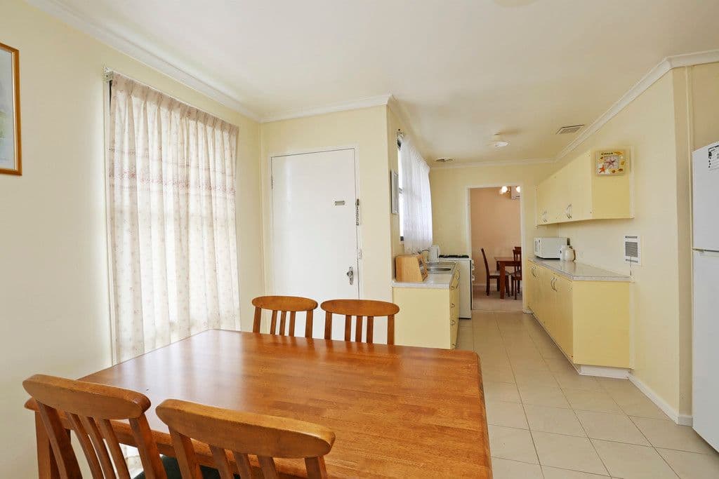 1 Bartlett Court, Corio VIC 3214, Corio - Thumbnail 5