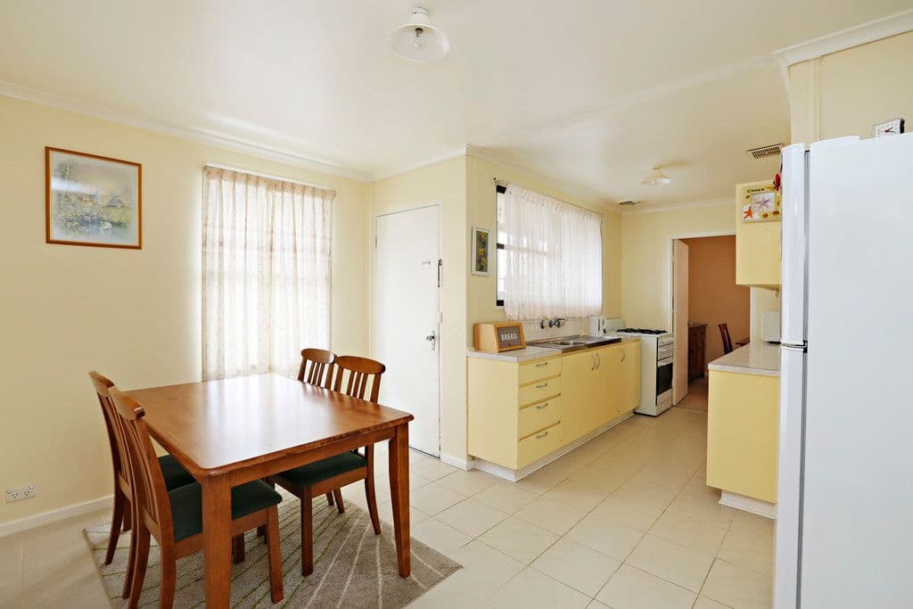 1 Bartlett Court, Corio VIC 3214, Corio - Thumbnail 6