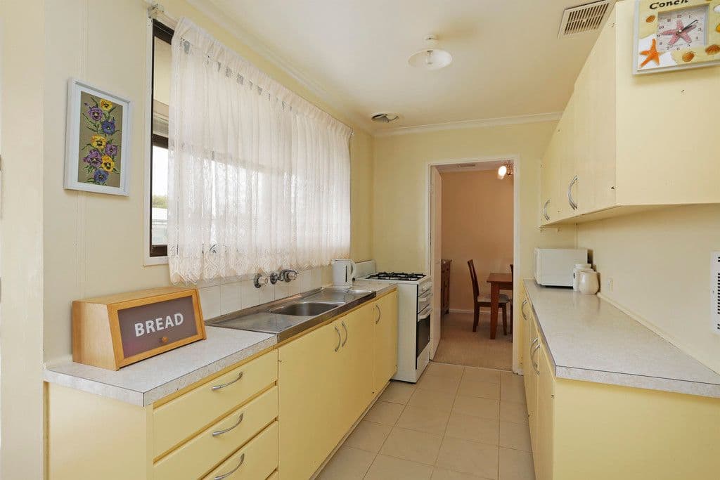 1 Bartlett Court, Corio VIC 3214, Corio - Thumbnail 7