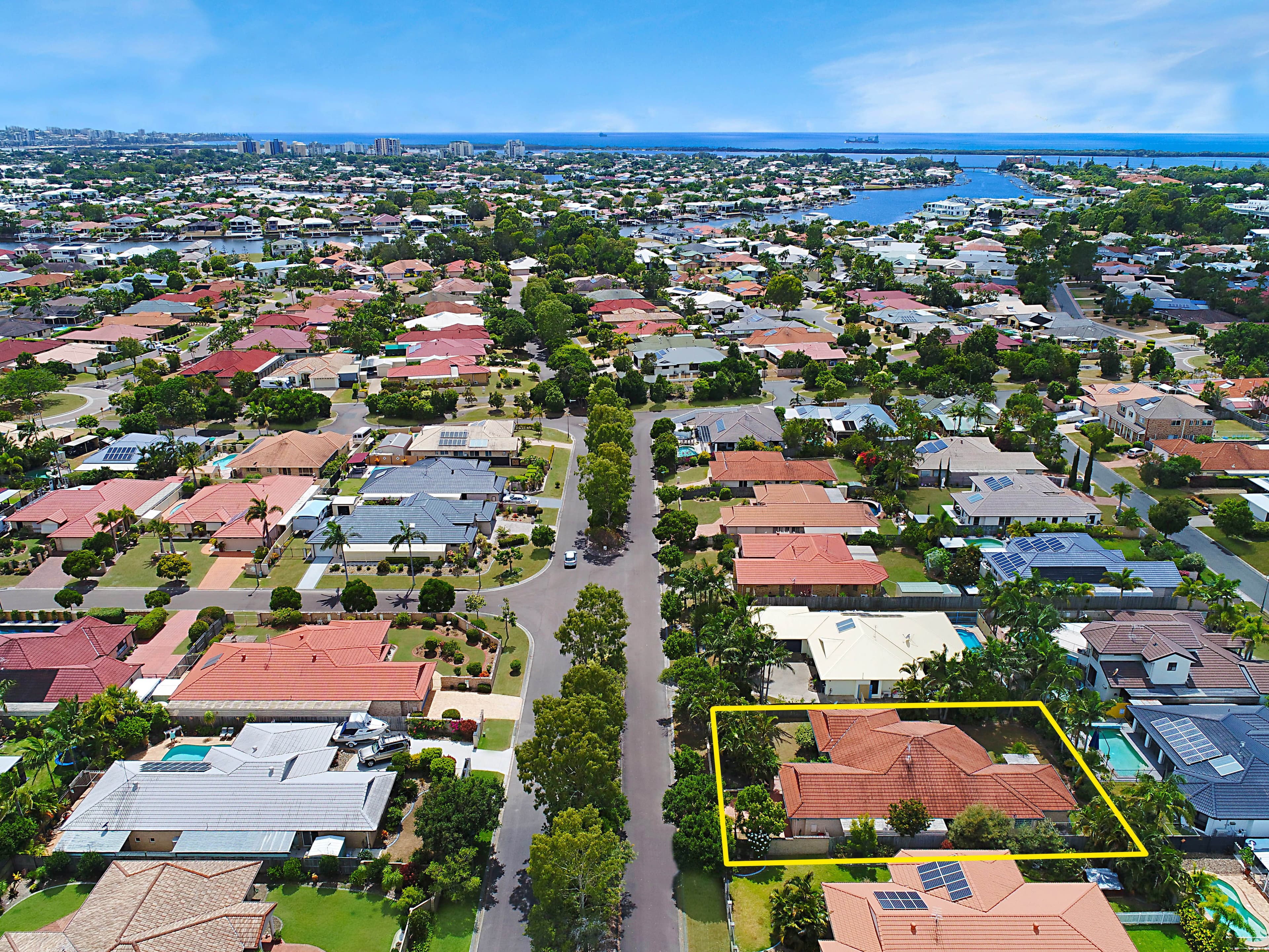 6 Investigator Place, Pelican Waters QLD 4551, Pelican Waters - Thumbnail 3