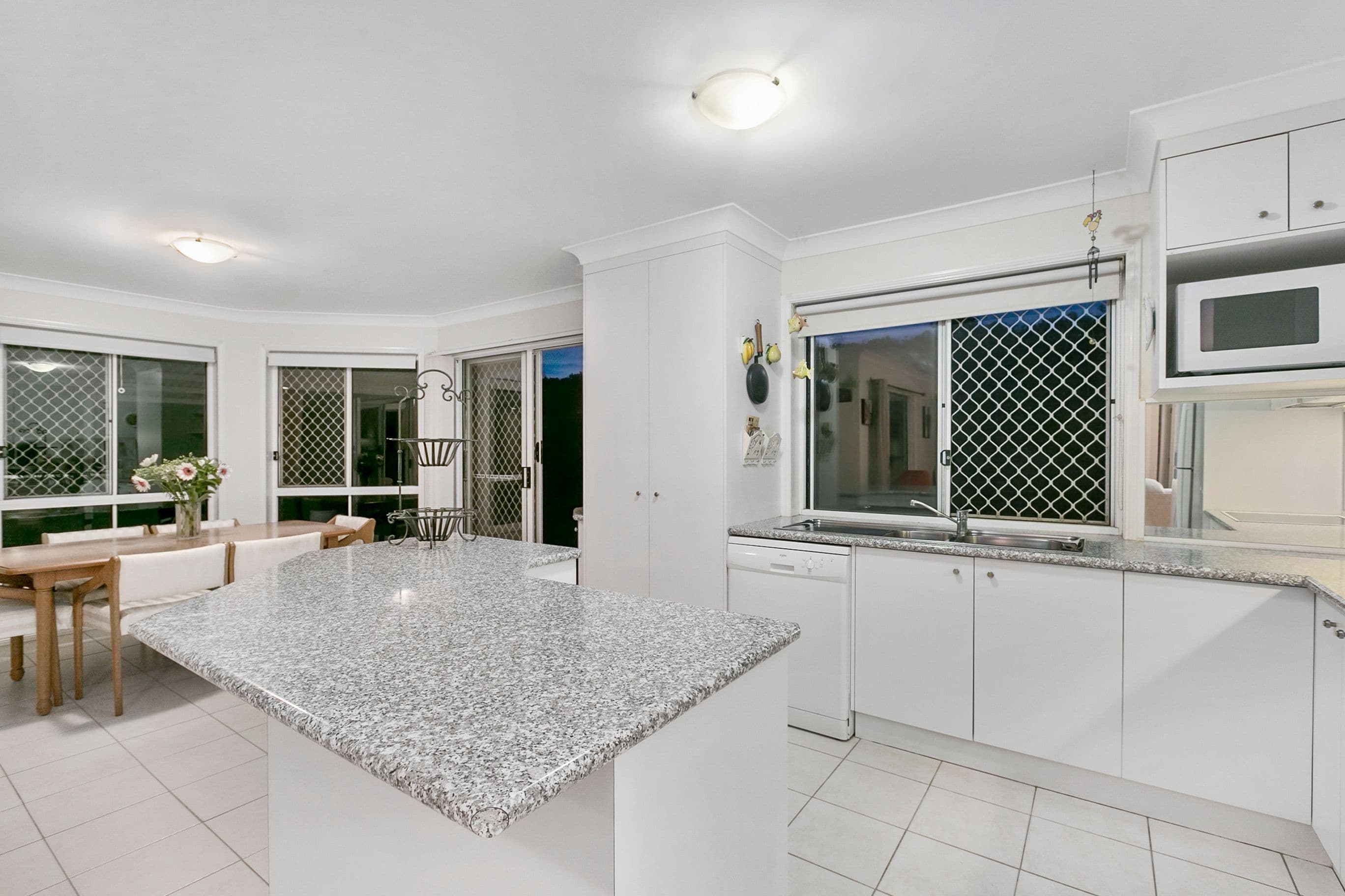 11 Hunter Street, Manly West QLD 4179, Manly West - Thumbnail 6