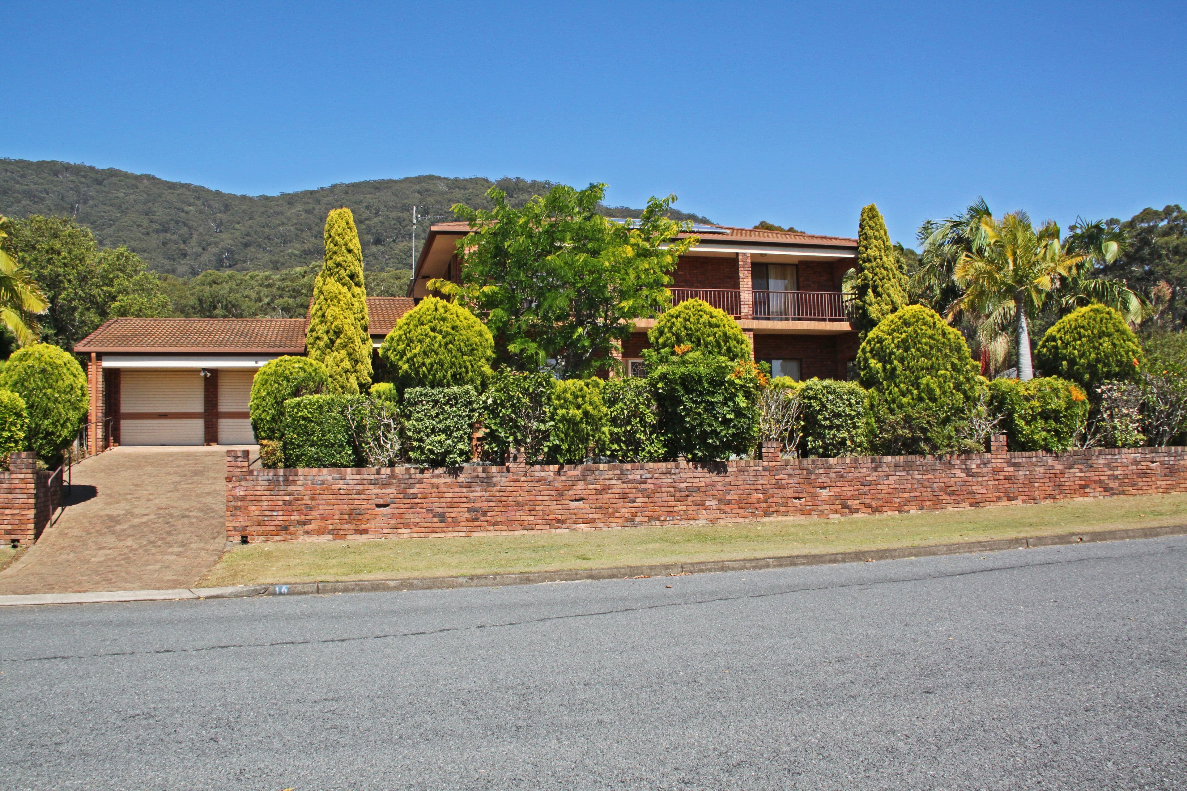 16 Peach Grove, Laurieton - Image 1