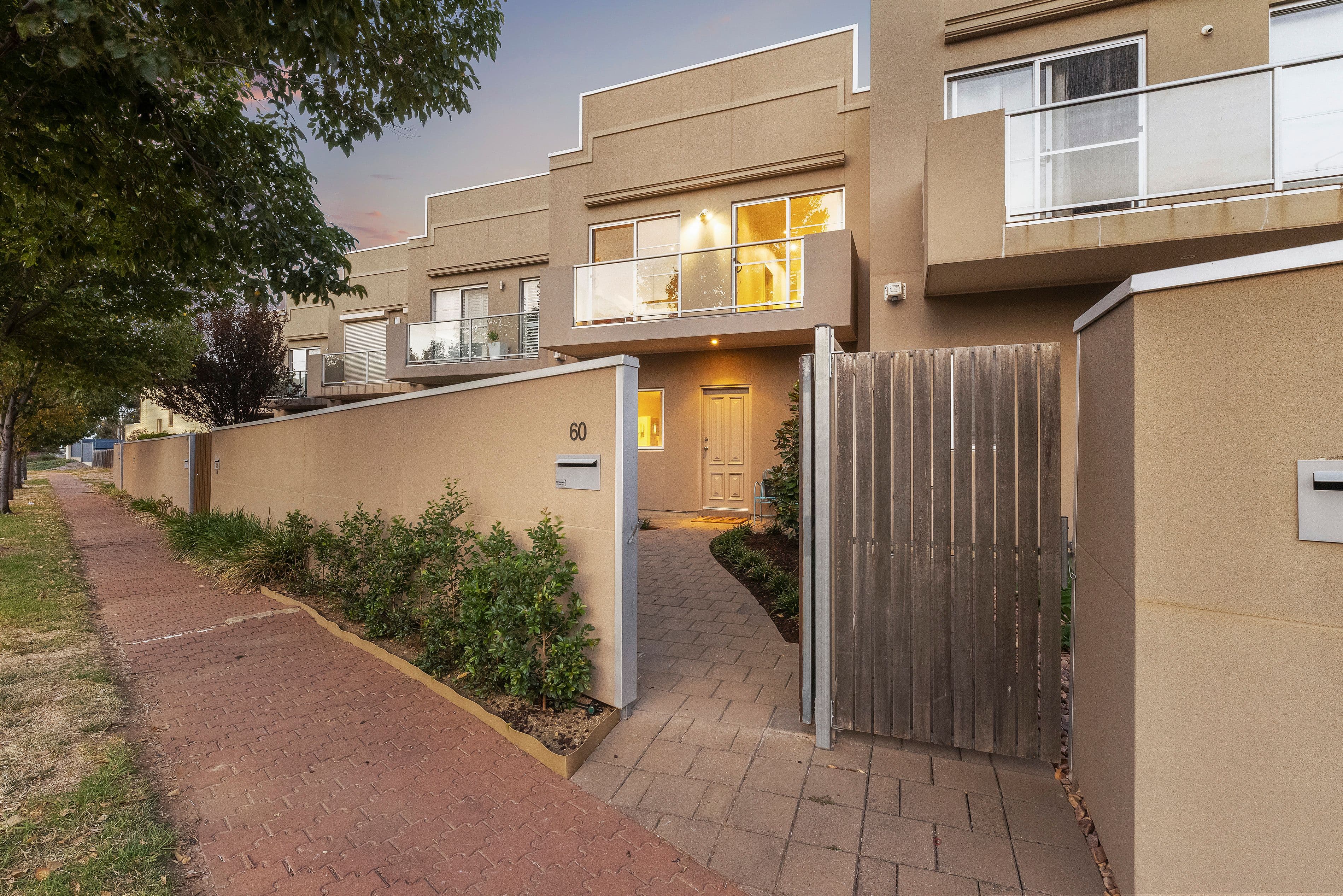 Unit 5/355 Blackshaws Road, Altona North - Thumbnail 2
