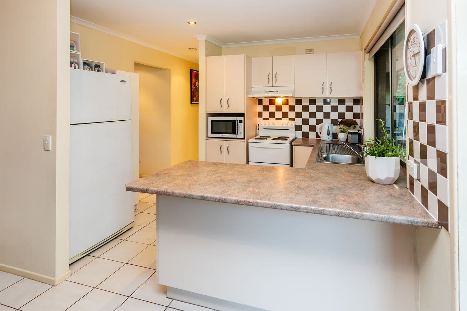 10 Bennett Drive, Regents Park QLD 4118, Regents Park - Thumbnail 2