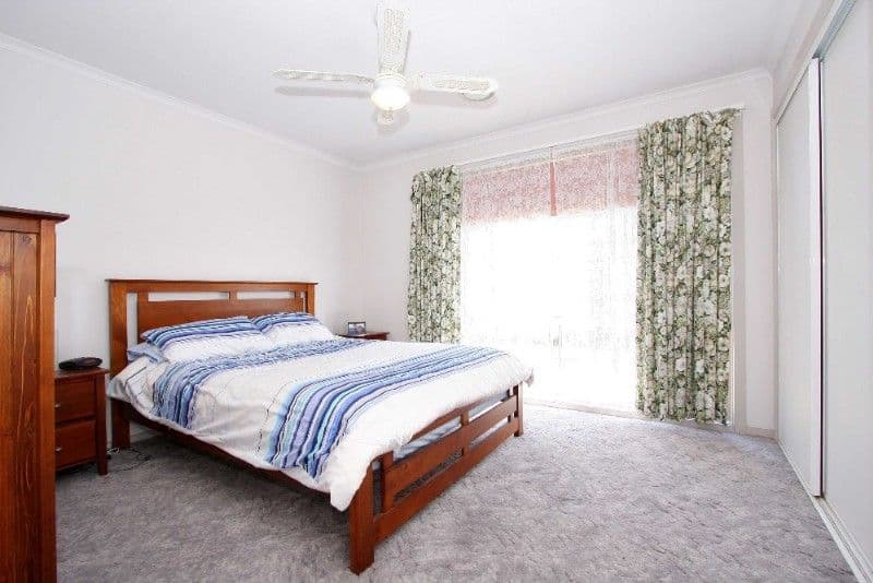 25 McLeans Road, BUNDOORA VIC 3083, Bundoora - Thumbnail 6