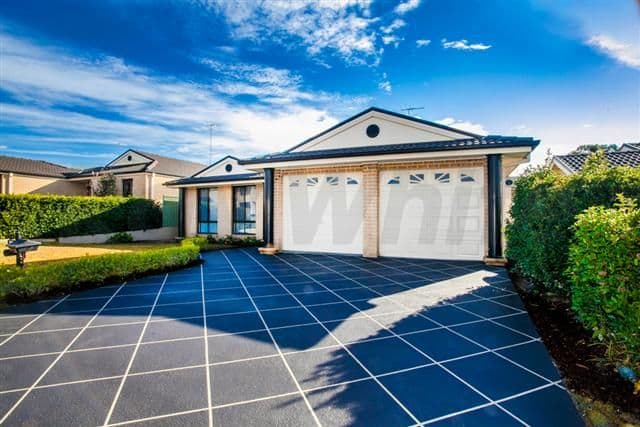 27 Kukundi Drive, GLENMORE PARK NSW 2745, Glenmore Park - Image 1