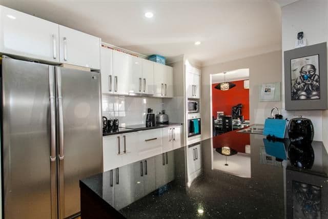 27 Kukundi Drive, GLENMORE PARK NSW 2745, Glenmore Park - Thumbnail 5