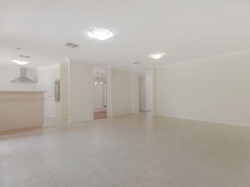 4 Newstead Close, Halls Head WA 6210, Halls Head - Thumbnail 5