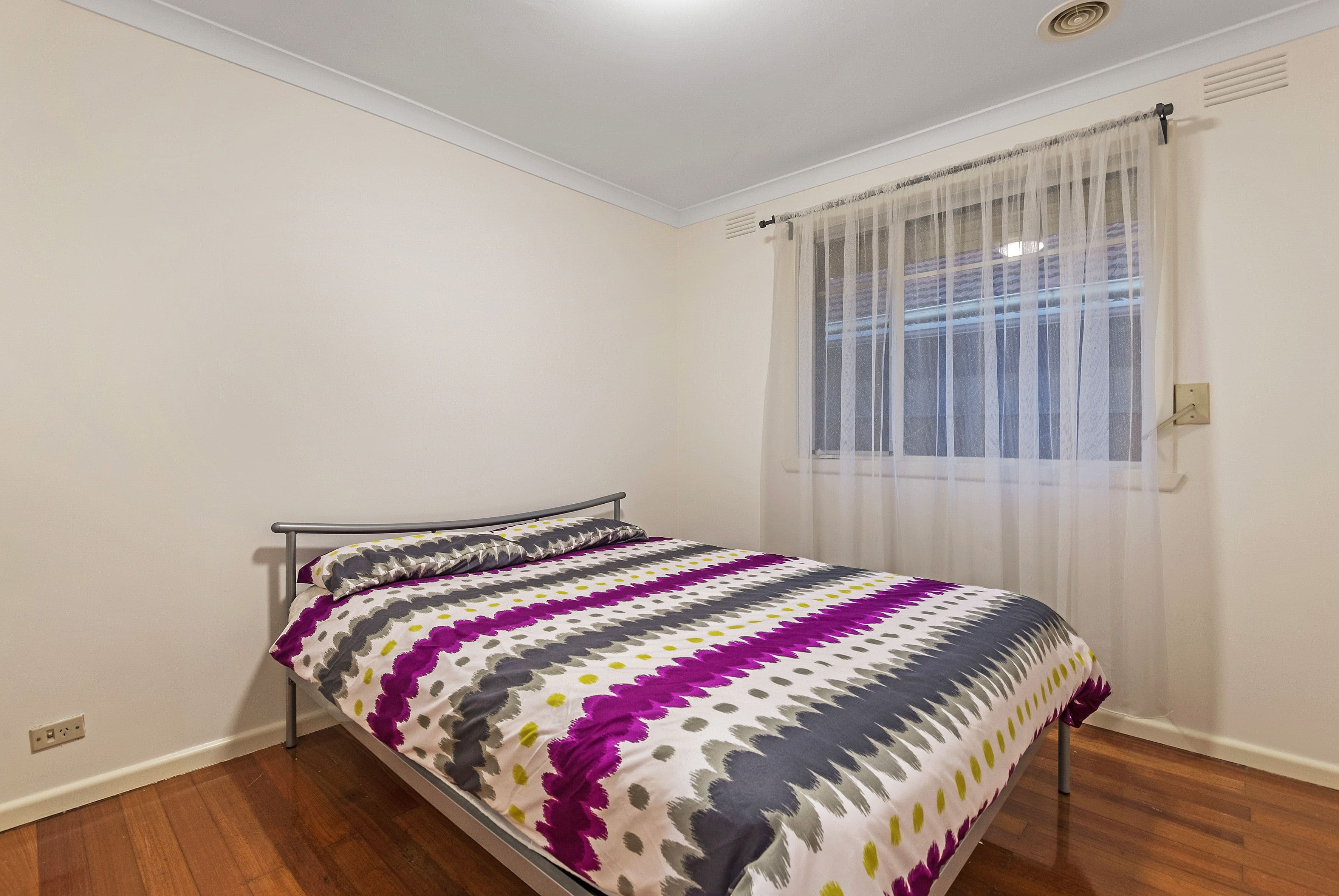 16 Anstey Avenue, Reservoir VIC 3073, Reservoir - Thumbnail 8