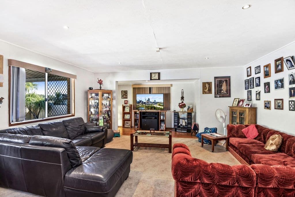 45 Binya Avenue, Coolangatta QLD 4225, Coolangatta - Thumbnail 2