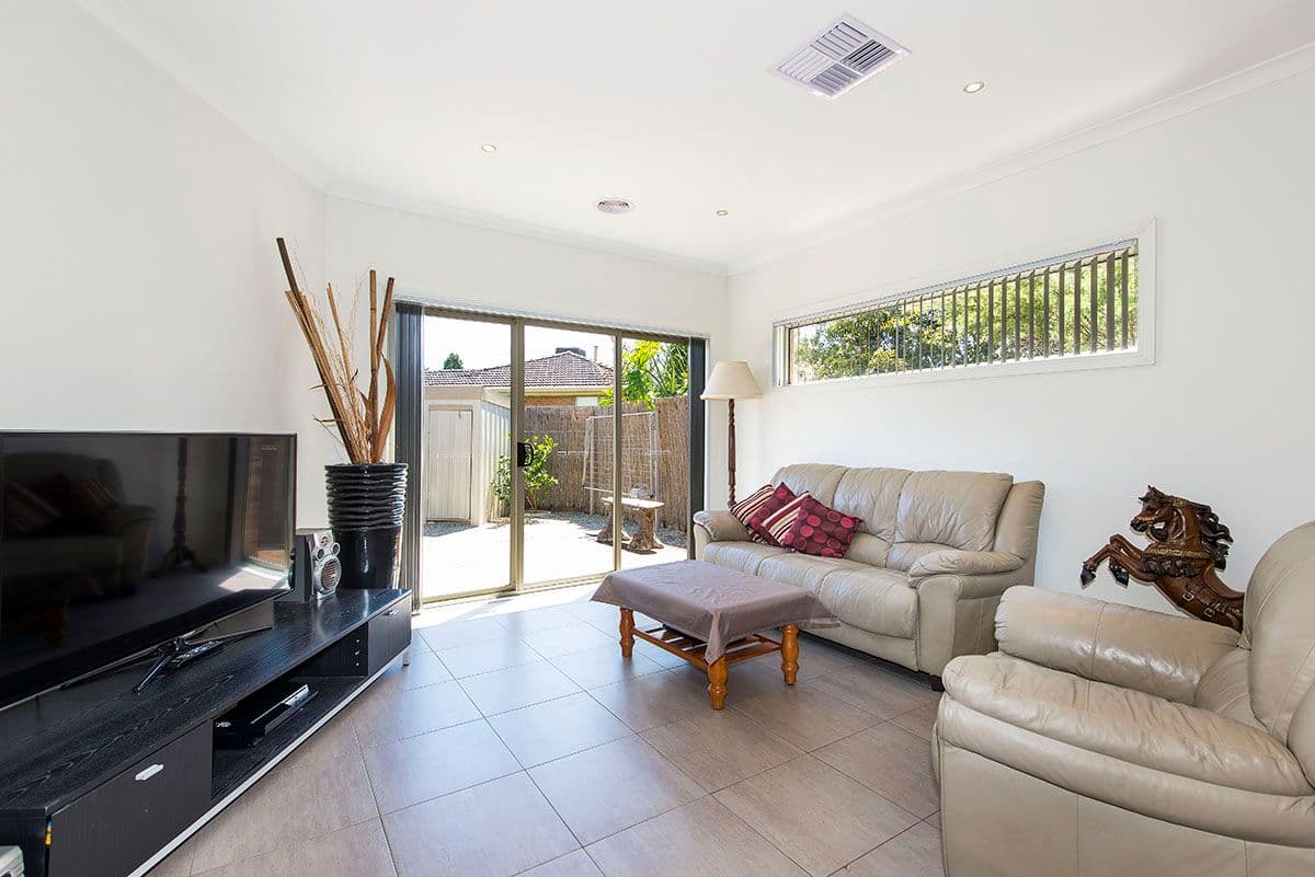 2-2 Corbin Place, Mill Park VIC 3082, Mill Park - Thumbnail 4