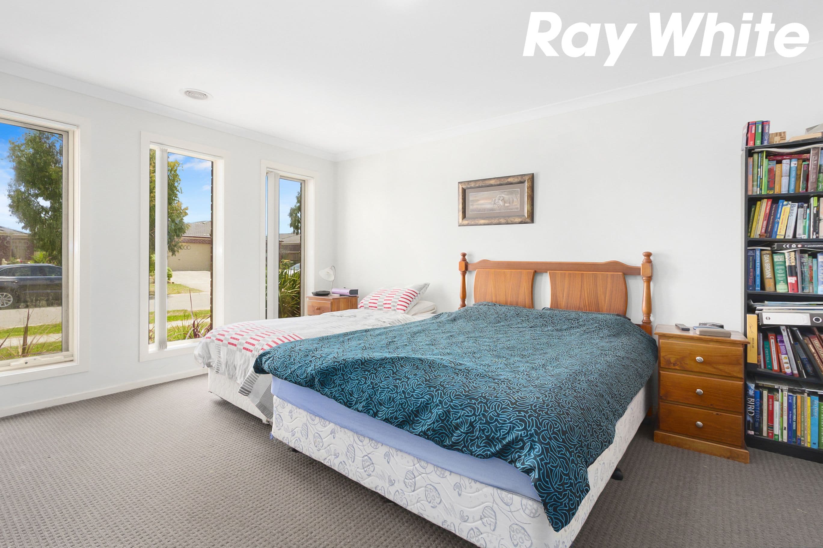 13 Ramel Way, Pakenham VIC 3810, Pakenham - Thumbnail 2