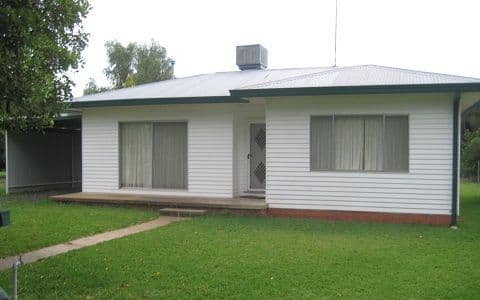 15 McMahon Street, COONAMBLE NSW 2829, Coonamble - Thumbnail 2