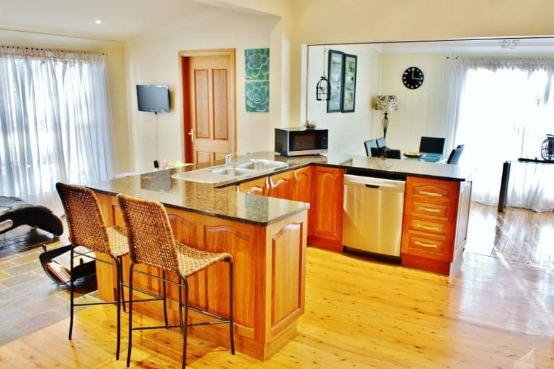 37 Purchas Street, YOUNG NSW 2594, Young - Thumbnail 4