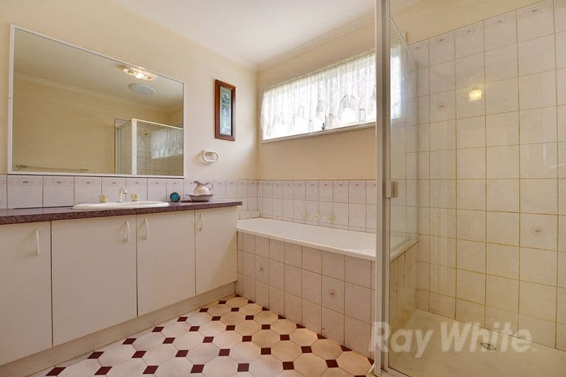 9 Hilda Avenue, BORONIA VIC 3155, Boronia - Thumbnail 6