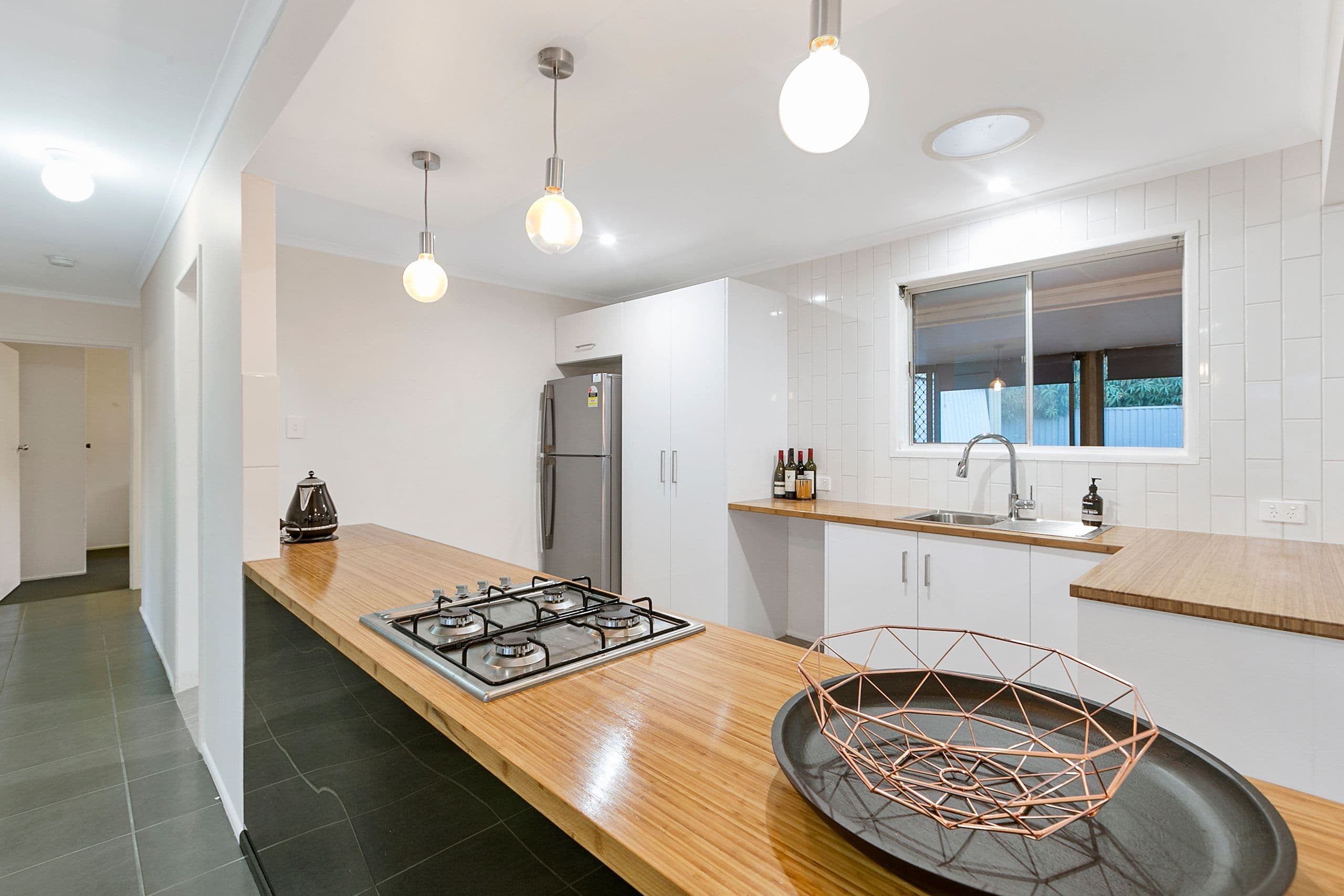100 Valantine Road, Birkdale QLD 4159, Birkdale - Thumbnail 3
