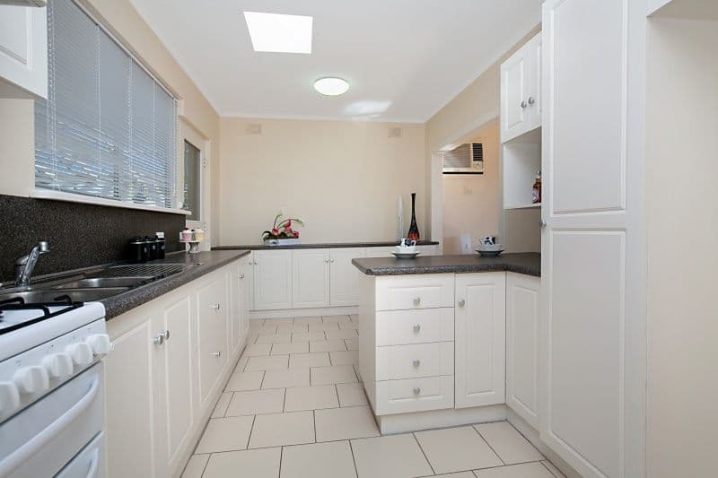 19 Nottingham Crescent, VALLEY VIEW SA 5093, Valley View - Thumbnail 5