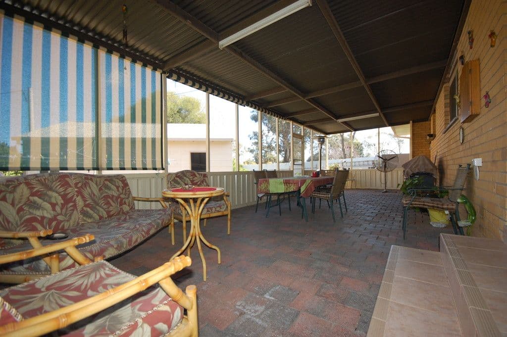 14 Nyora Street, Griffith - Thumbnail 8