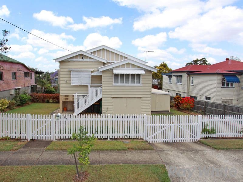 35 Glenfern Avenue, KEDRON QLD 4031, Kedron - Image 1