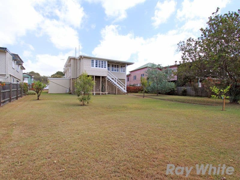 35 Glenfern Avenue, KEDRON QLD 4031, Kedron - Thumbnail 2