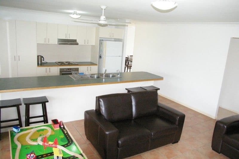 21 Spencer Avenue, DECEPTION BAY QLD 4508, Deception Bay - Thumbnail 5