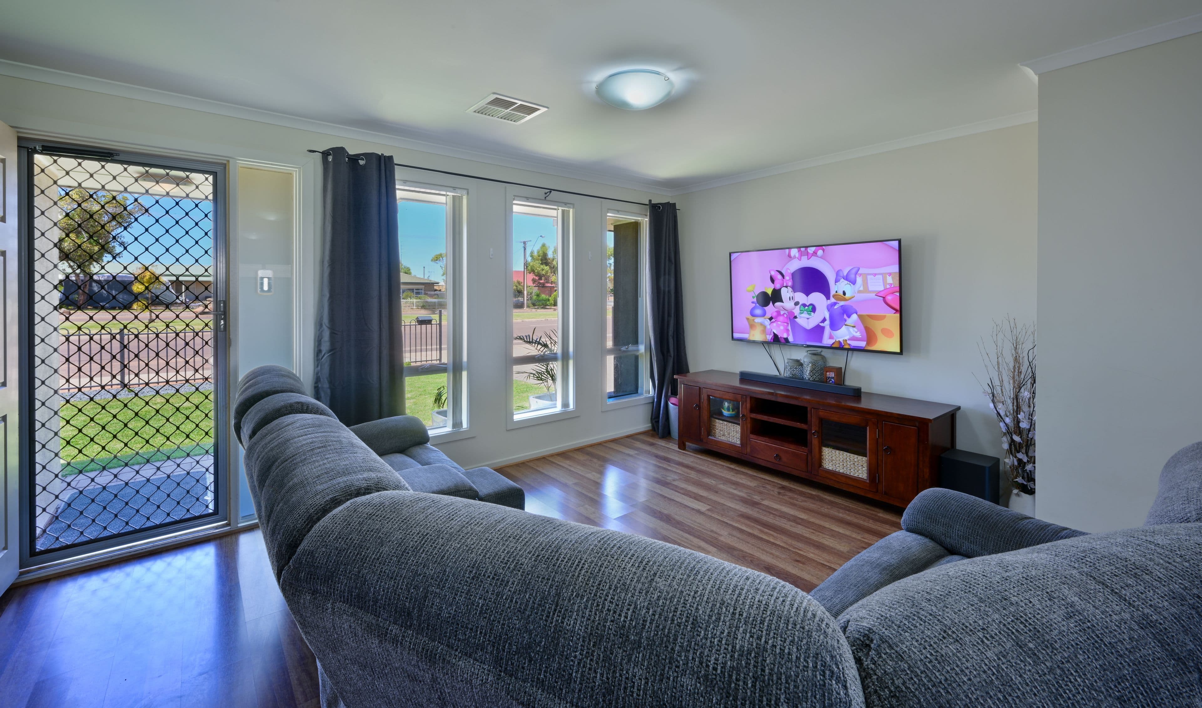 402 Jenkins Avenue, Whyalla Jenkins SA 5609, Whyalla Jenkins - Thumbnail 3