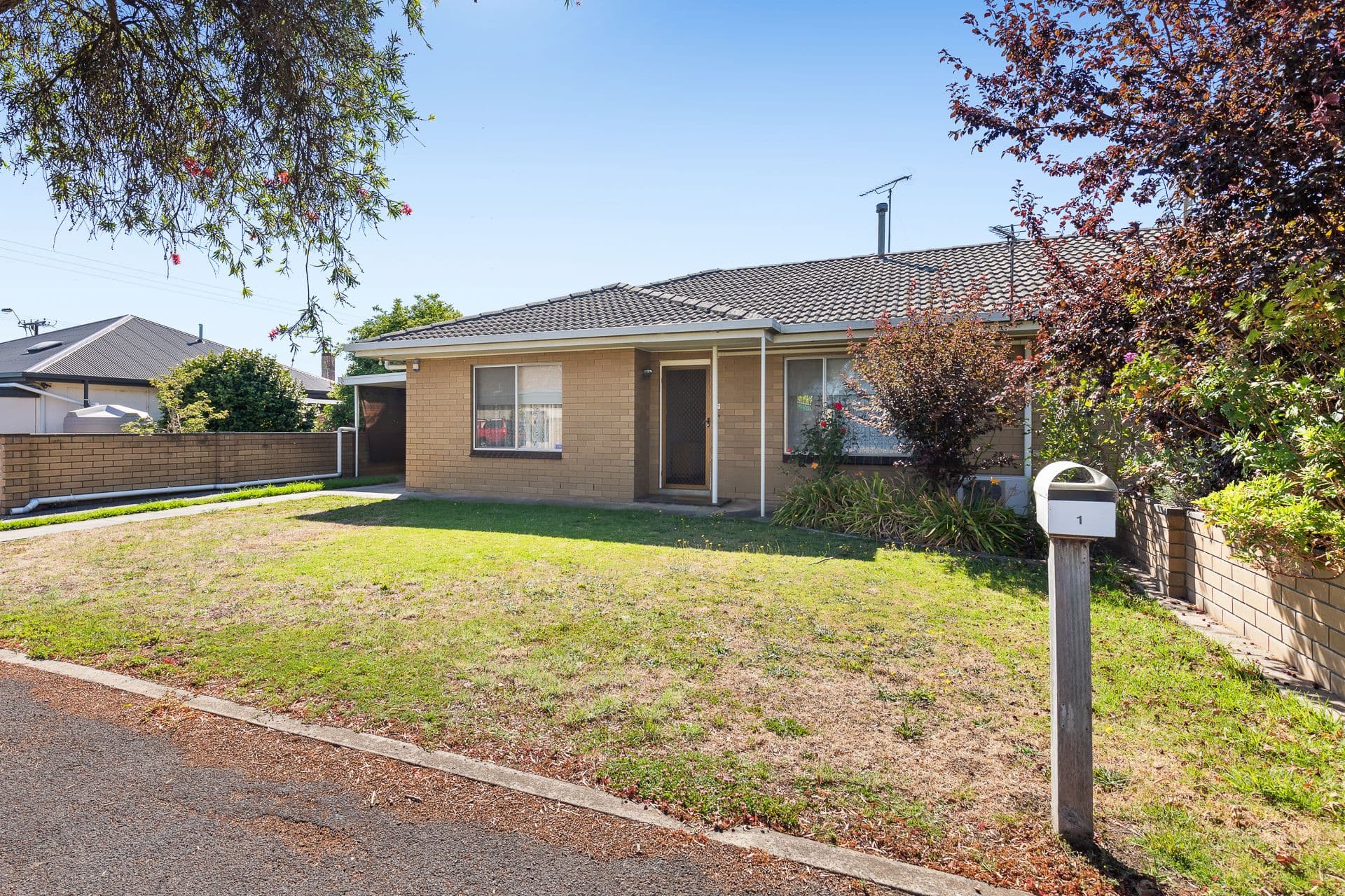 2 Davison Street, Mount Gambier SA 5290, Mount Gambier - Thumbnail 2