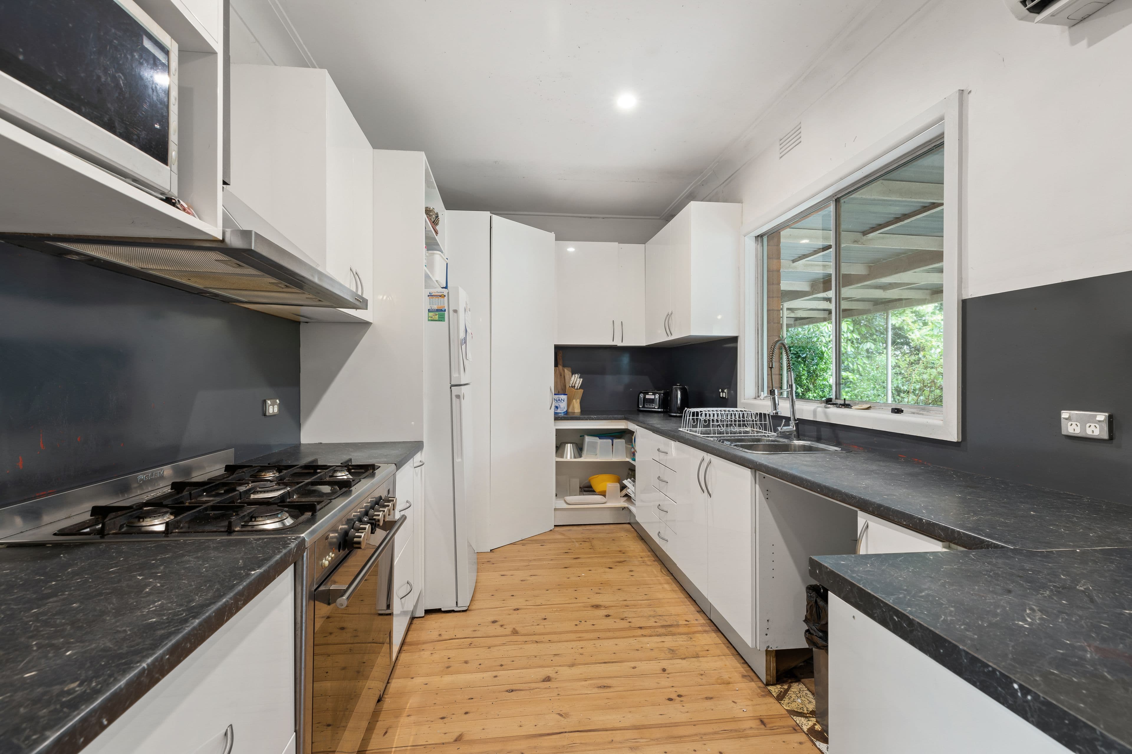 9 Tarawara Street, Bomaderry NSW 2541, Bomaderry - Thumbnail 3