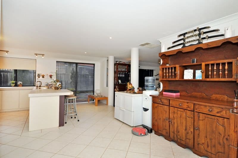5 Taranto Way, Ellenbrook WA 6069, Ellenbrook - Thumbnail 5