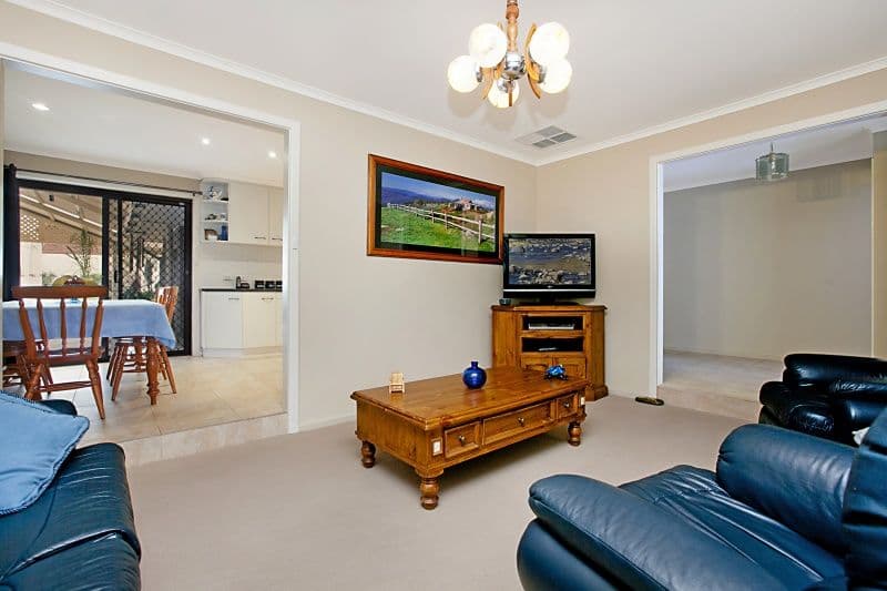 13 Janet Court, HIGHBURY SA 5089, Bowral - Thumbnail 3