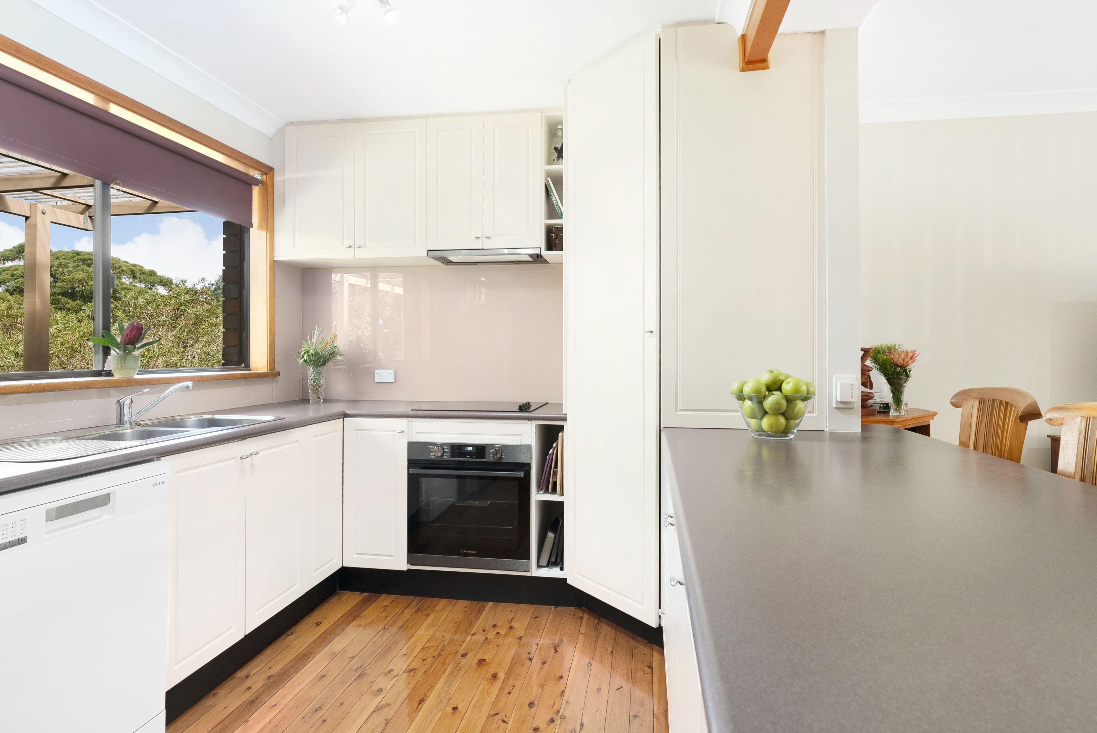 7 Hume Drive, Helensburgh NSW 2508, Helensburgh - Thumbnail 6