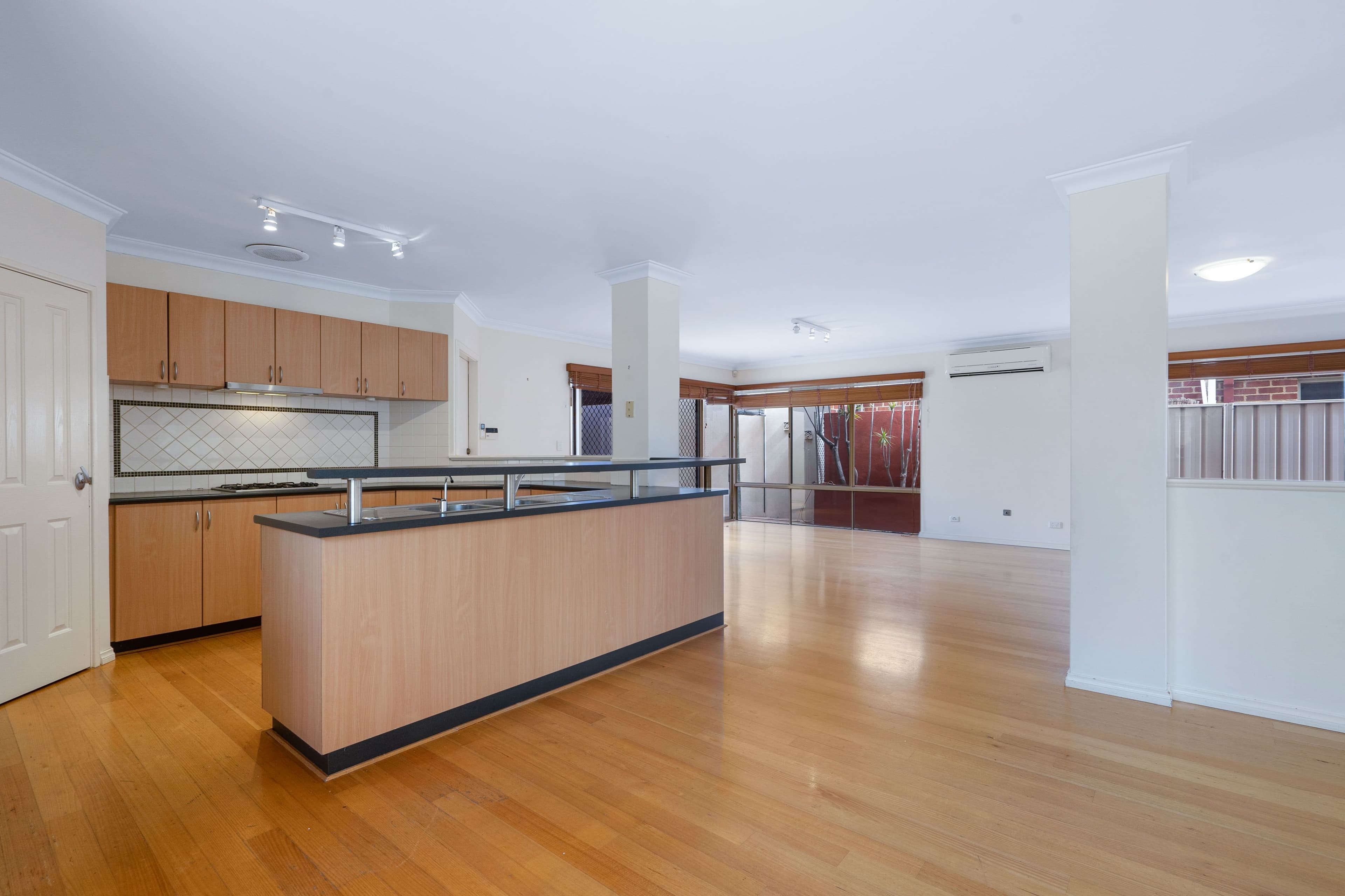224 Flinders Avenue, Hillarys WA 6025, Hillarys - Thumbnail 8