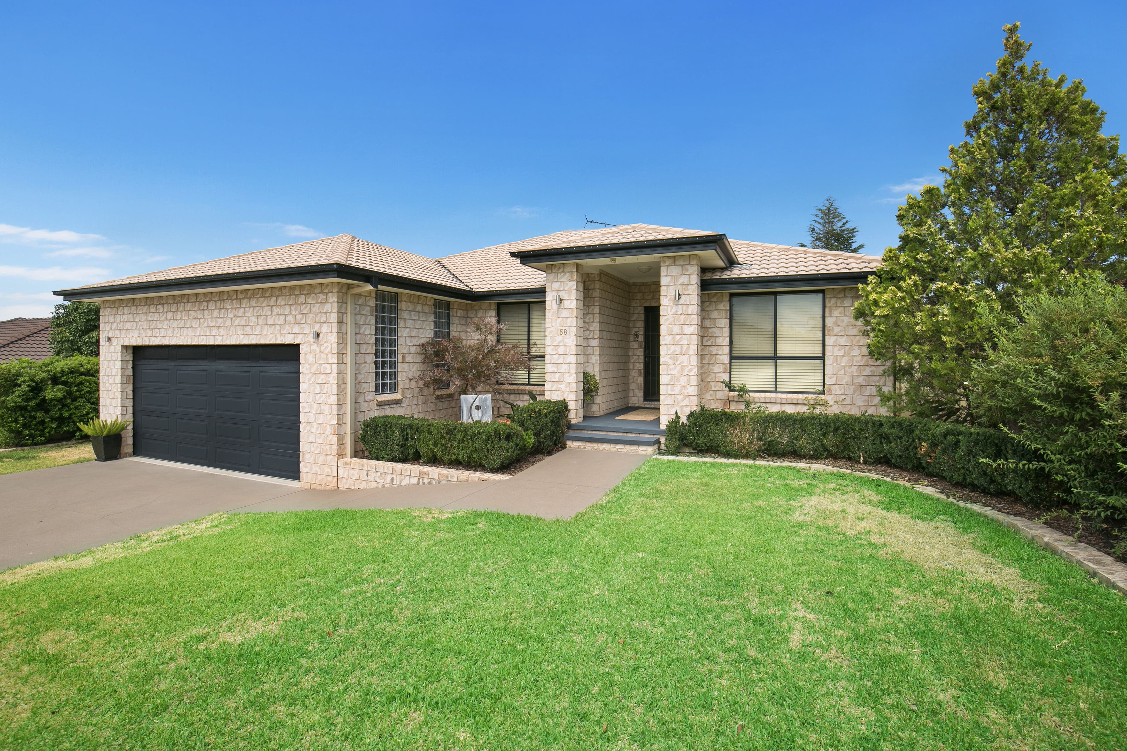 58 Grant Street, Tamworth NSW 2340, Tamworth - Image 1