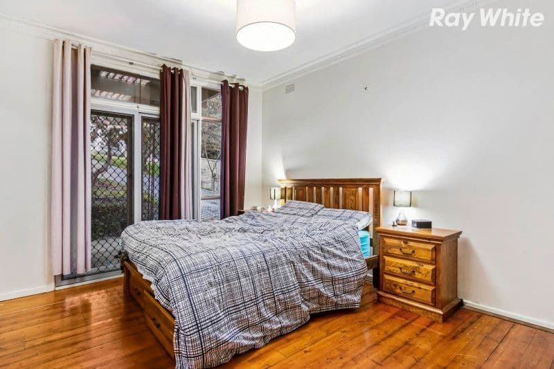 10 Willowbank Grove, Ivanhoe, Ivanhoe - Thumbnail 7