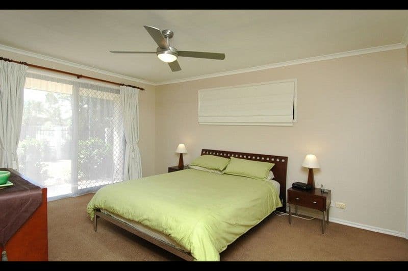3 Wanneroo Court, MERMAID WATERS QLD 4218, Mermaid Waters - Thumbnail 4