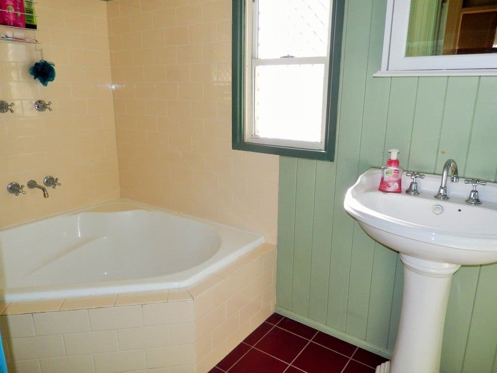 35 Cothill Road, Silkstone QLD 4304, Silkstone - Thumbnail 6