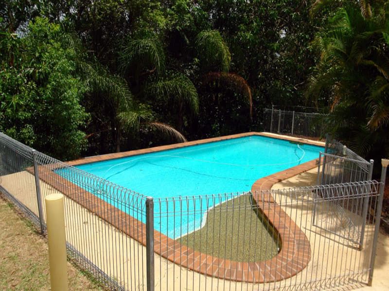 93 Kersley Road,  Kenmore, Kenmore - Thumbnail 3