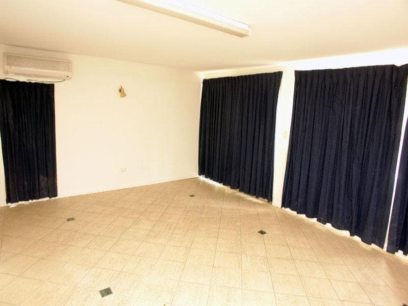 93 Kersley Road,  Kenmore, Kenmore - Thumbnail 6