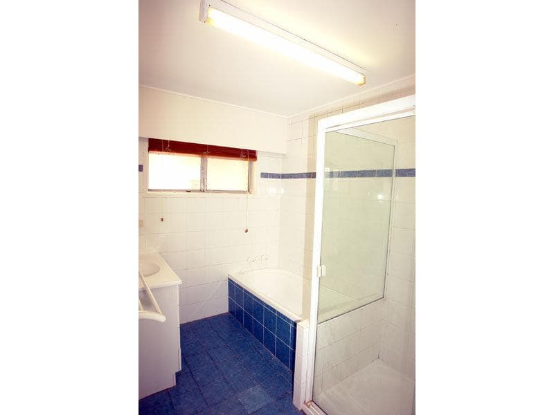 93 Kersley Road,  Kenmore, Kenmore - Thumbnail 7