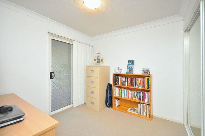 22 Chatsworth Road, GREENSLOPES QLD 4120, Greenslopes - Thumbnail 8