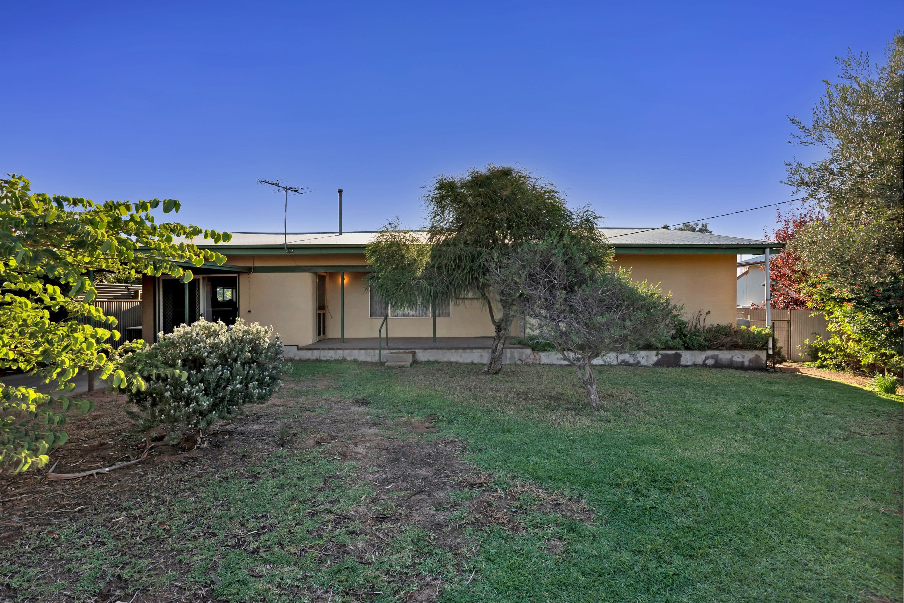 9 Mullroo Drive, Cullulleraine VIC 3496, Cullulleraine - Thumbnail 2