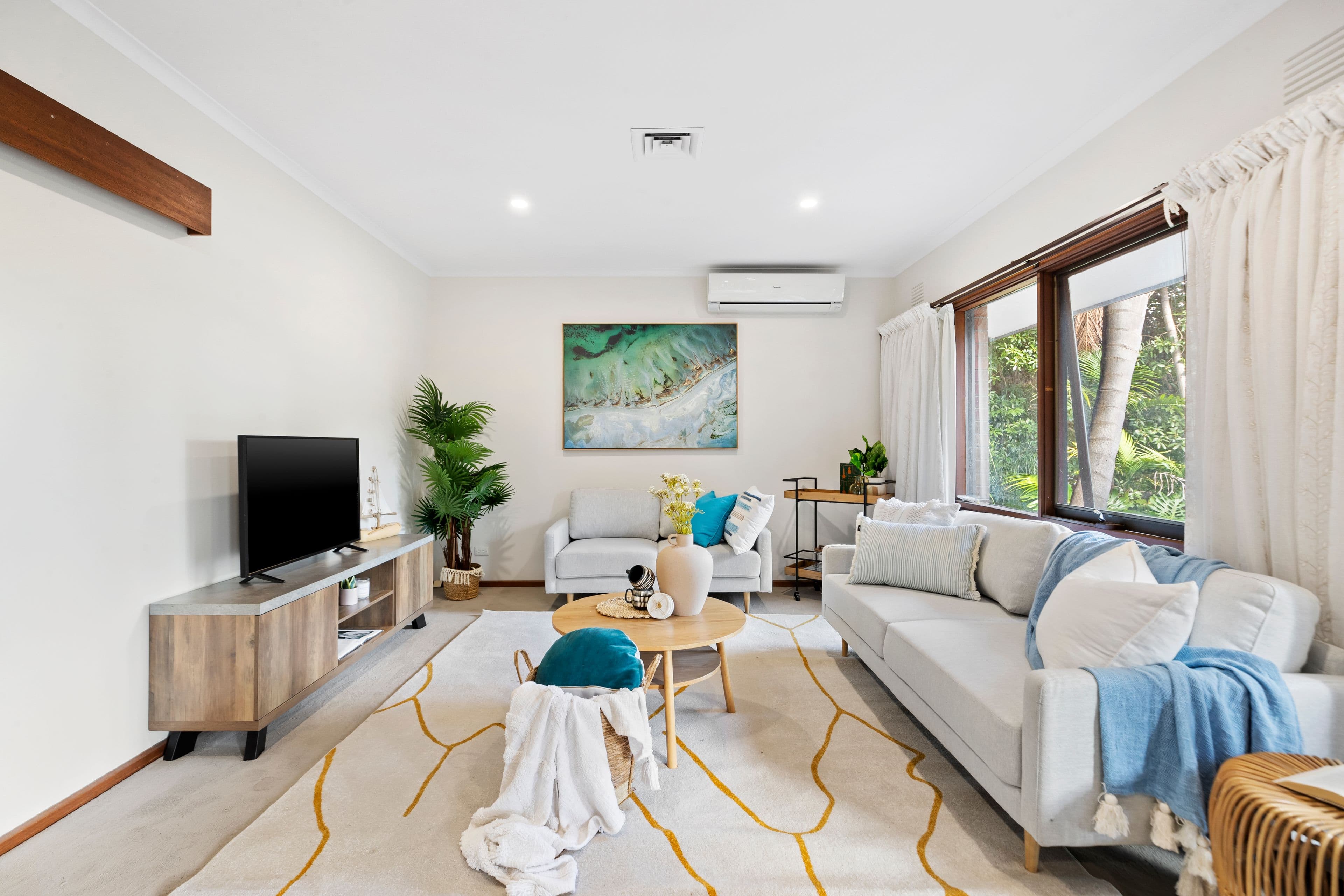 37 Foster Crescent, Knoxfield VIC 3180, Knoxfield - Thumbnail 2