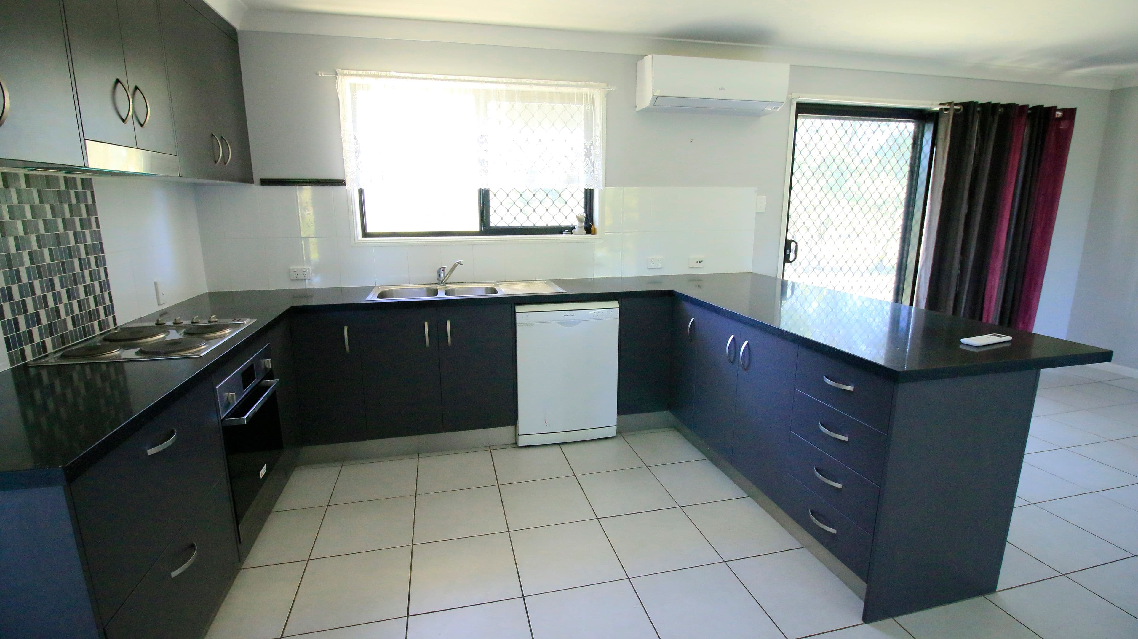 215 Messmate Drive, Miriam Vale QLD 4677, Miriam Vale - Thumbnail 4