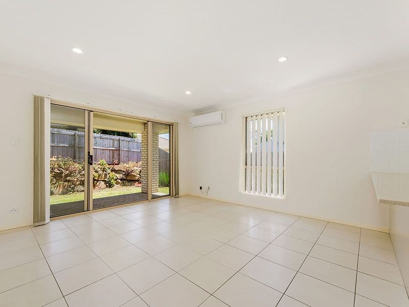18 Gumtree Crescent, Upper Coomera QLD 4209, Upper Coomera - Thumbnail 6