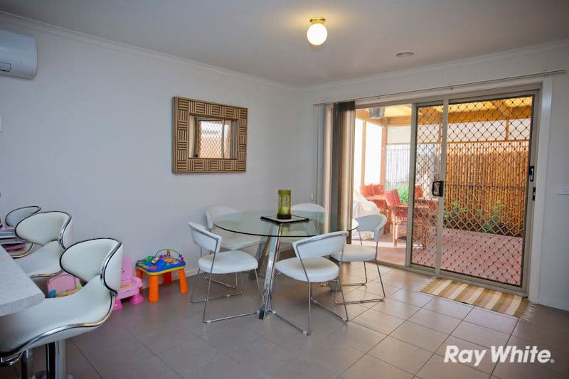 37 Pommel Street, PAKENHAM VIC 3810, Pakenham - Thumbnail 6