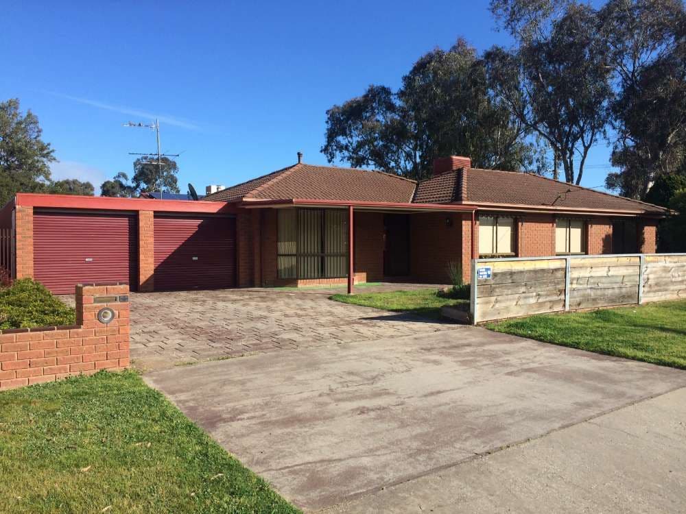 1 Kimberley Court, LAVINGTON NSW 2641, Lavington - Image 1